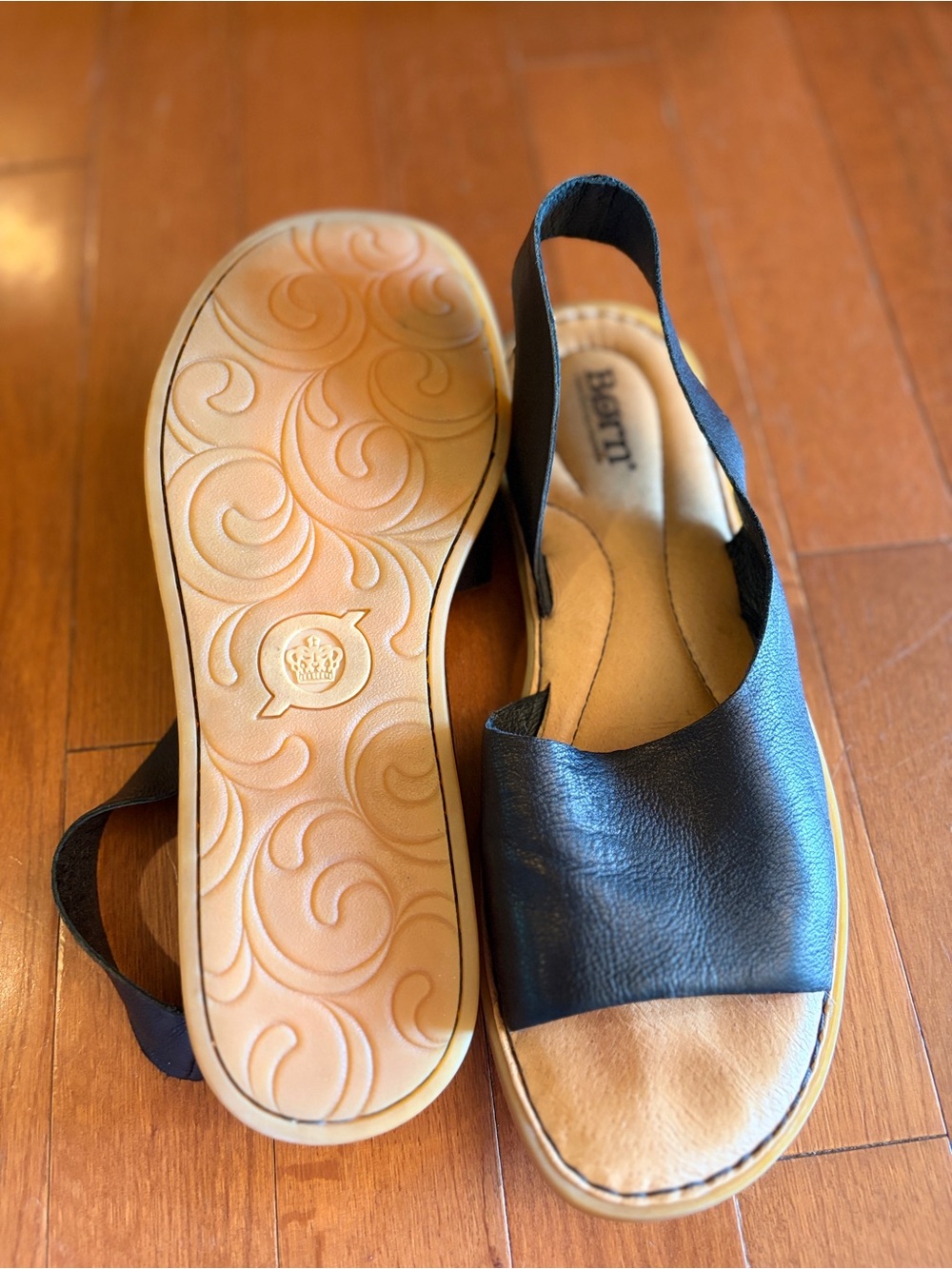 Born Black Leather Slingback Sandals with Tan Footbed - Picture 4 of 7